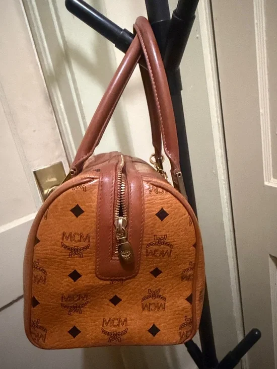 MCM Cognac Visetos Satchel with Gold Hardware - Picture 4 of 12
